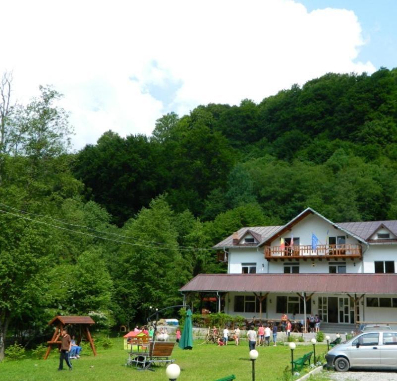 Pensiunea Valea Negrasului Traisteni ภายนอก รูปภาพ