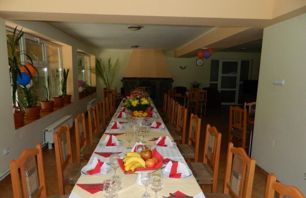 Pensiunea Valea Negrasului Traisteni ภายนอก รูปภาพ